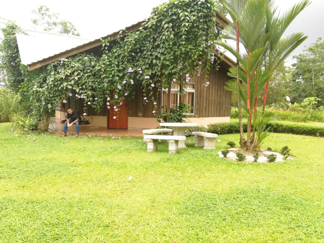 Hotel Brisas Arenal La Fortuna Exterior photo