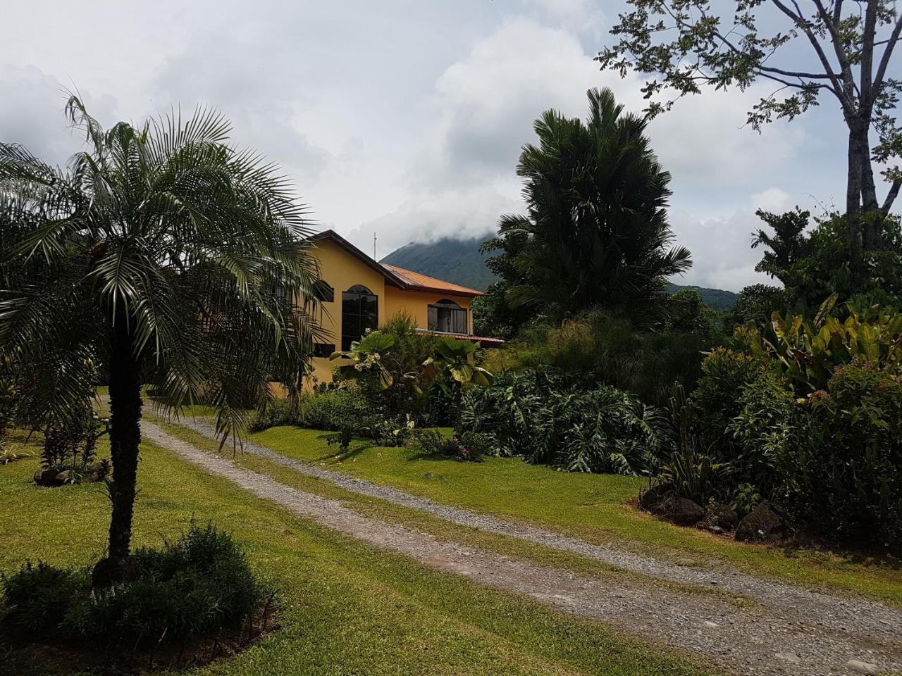Hotel Brisas Arenal La Fortuna Exterior photo